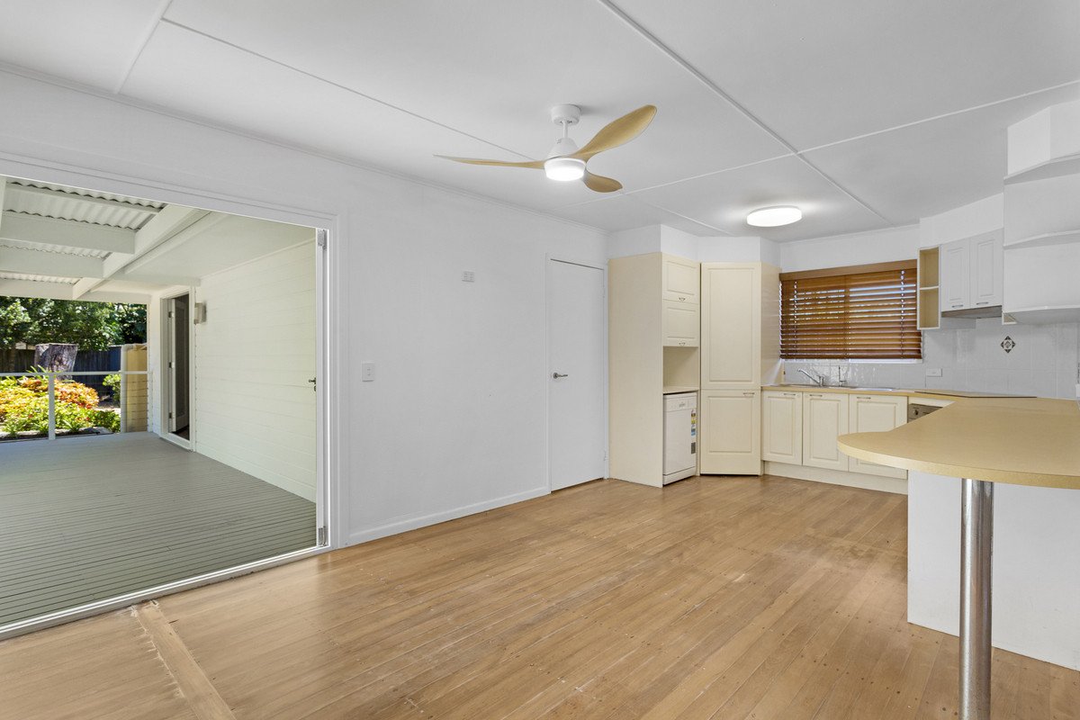 32 Bunyip Street Burleigh Heads 11