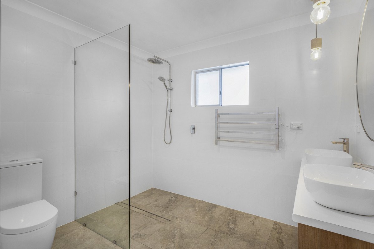 32 Bunyip Street Burleigh Heads 15