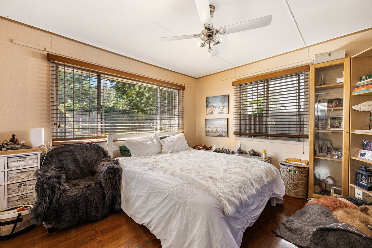 32 Bunyip Street Burleigh Heads 12