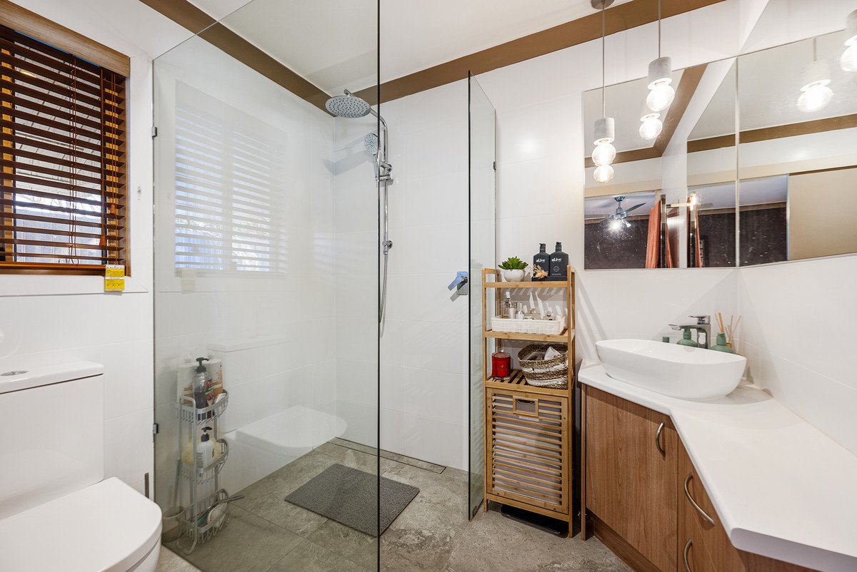 32 Bunyip Street Burleigh Heads 14