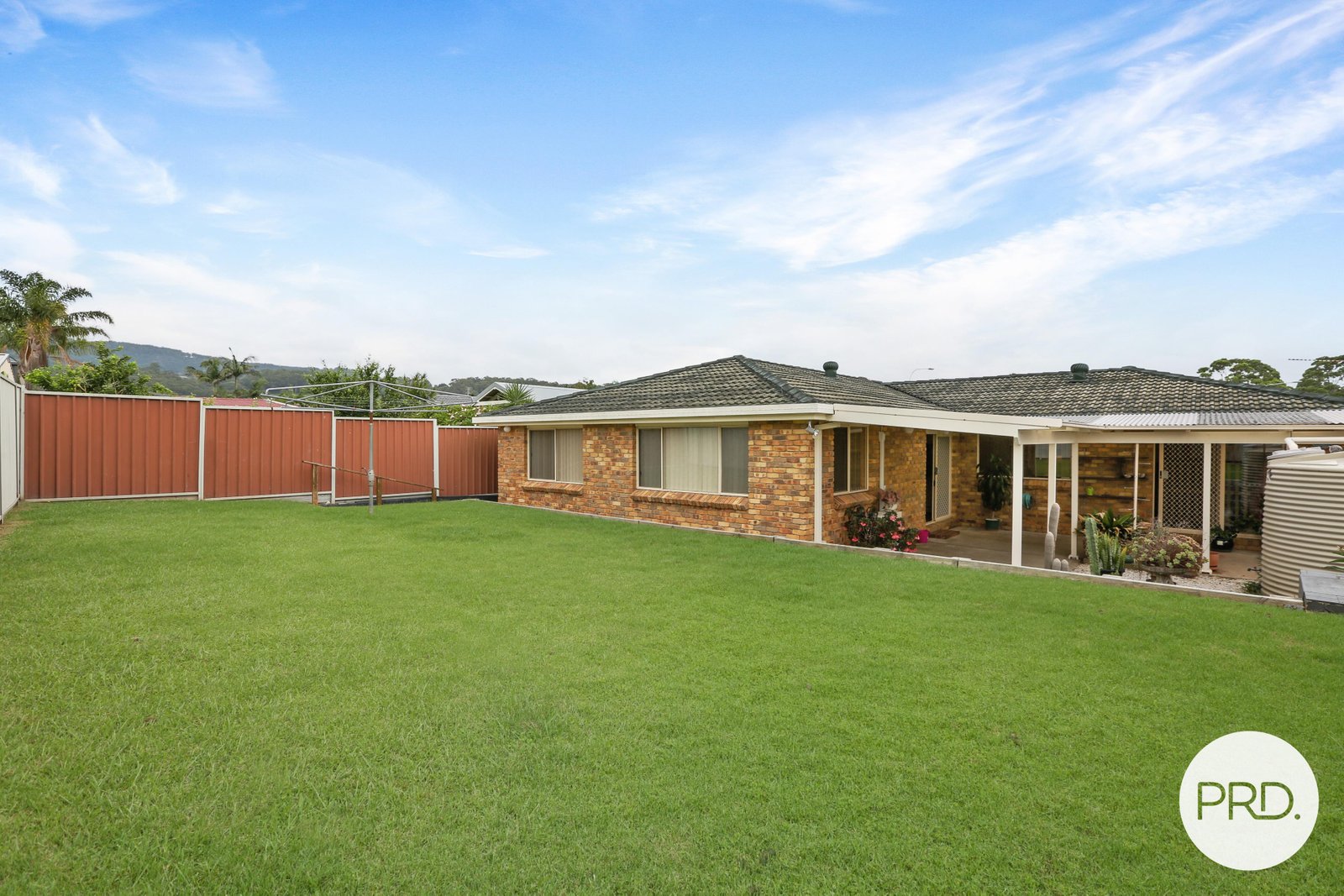 32 Burdekin Drive ALBION PARK 9