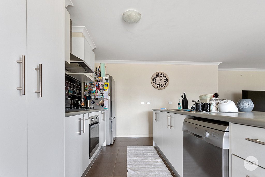 32 Bursaria Street JACKASS FLAT 2