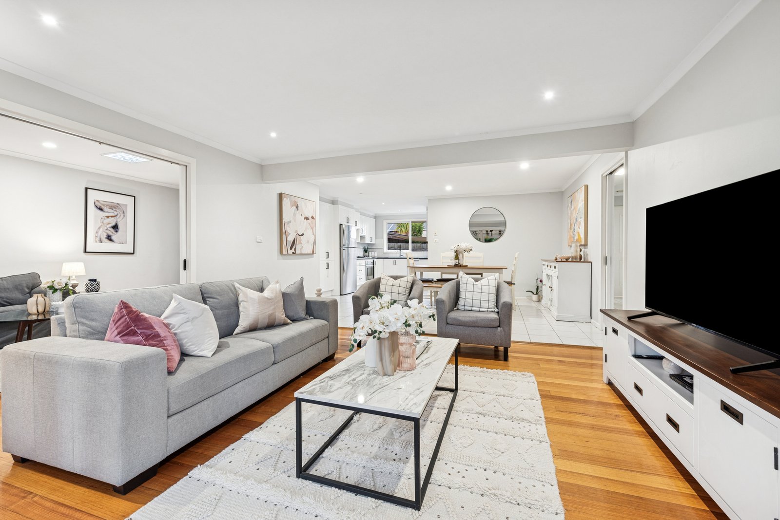 Gallery: 32 Campbell Grove