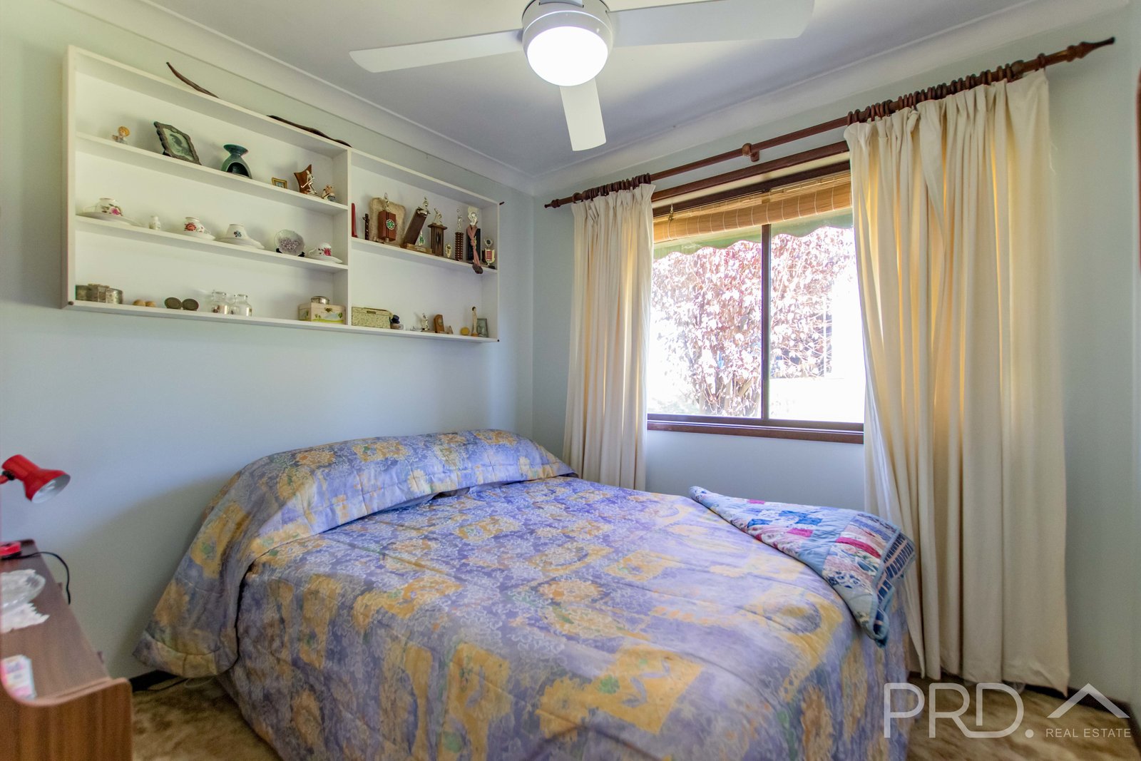 32 Campbell Street ADELONG 9