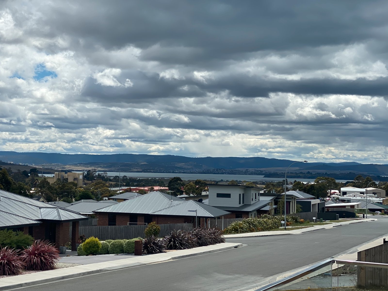 32 Camrise Drive CAMBRIDGE 9