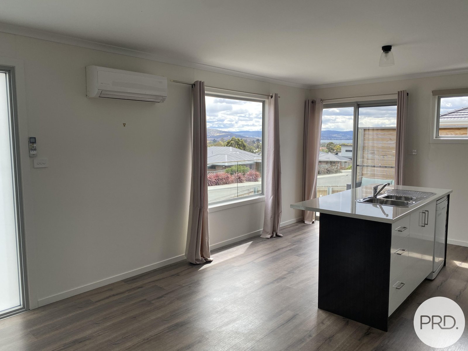 32 Camrise Drive CAMBRIDGE 5