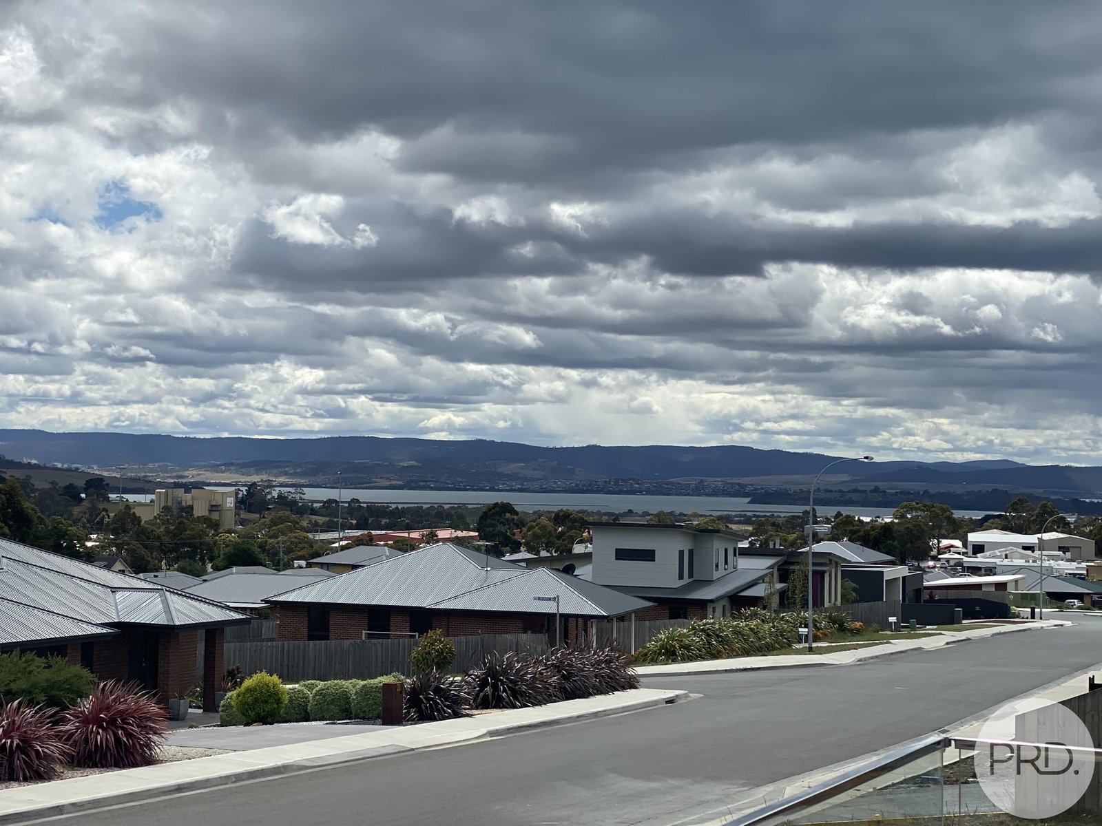 32 Camrise Drive CAMBRIDGE 9