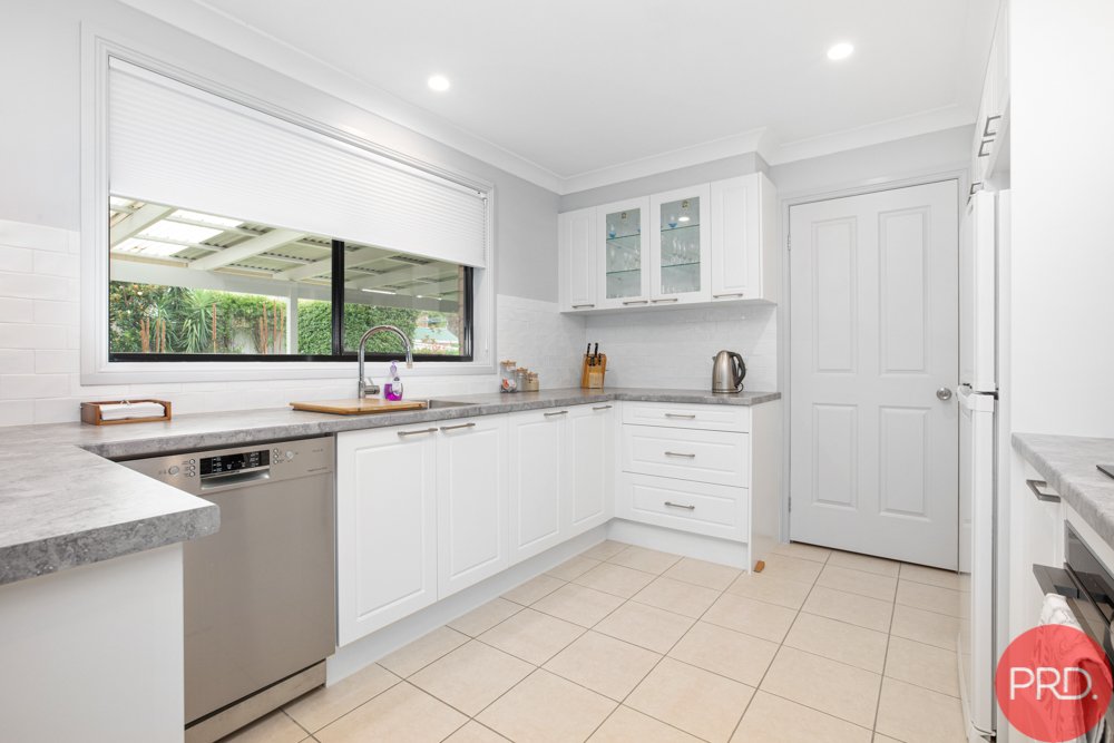 32 Canterbury Drive RAWORTH 12