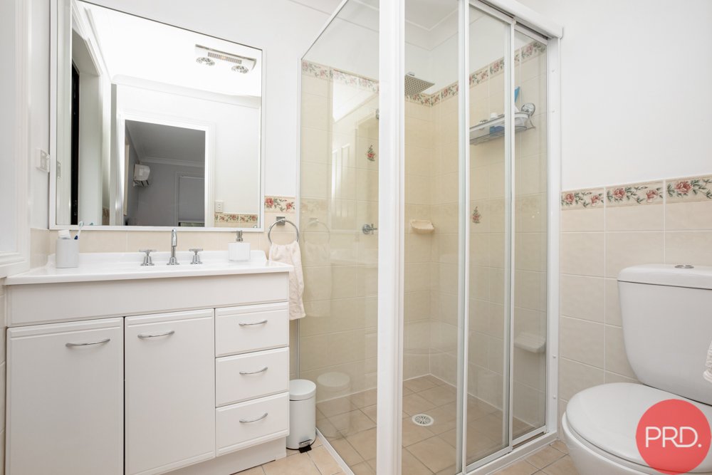 32 Canterbury Drive RAWORTH 16