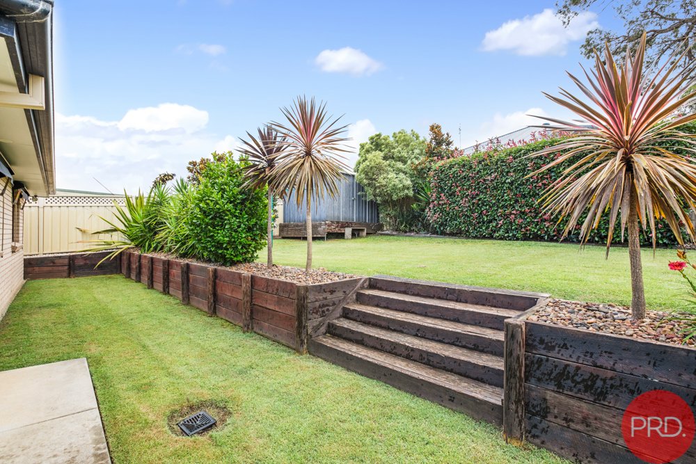 32 Canterbury Drive RAWORTH 30