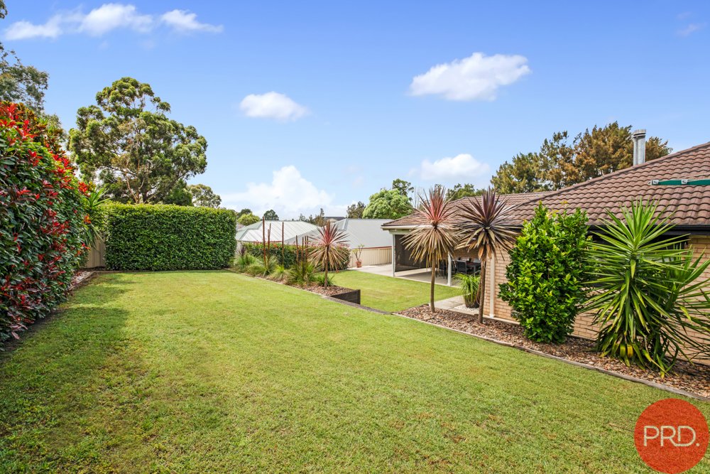 32 Canterbury Drive RAWORTH 31