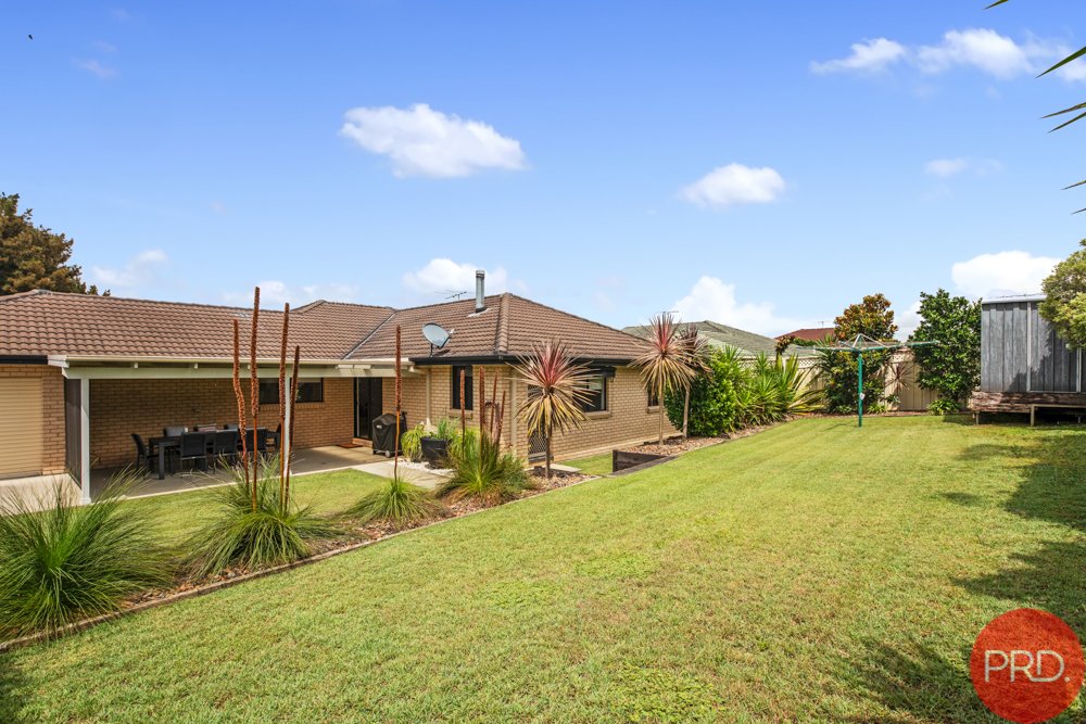 32 Canterbury Drive RAWORTH 34
