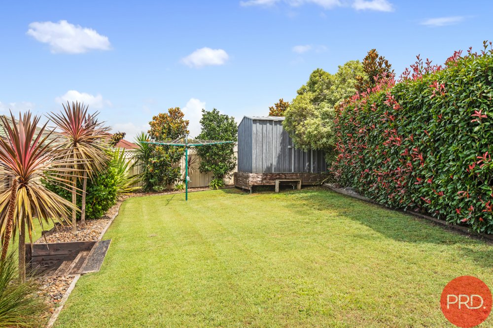 32 Canterbury Drive RAWORTH 35