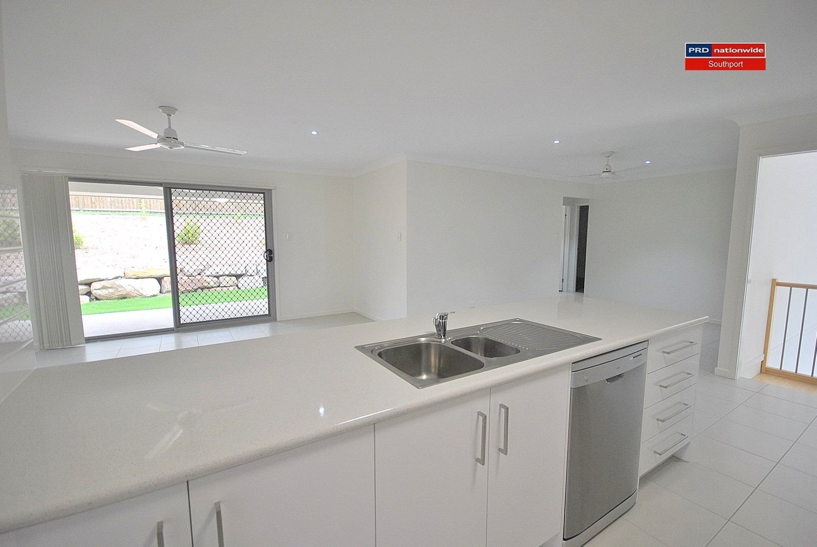 32 Carmen Court OXENFORD 8