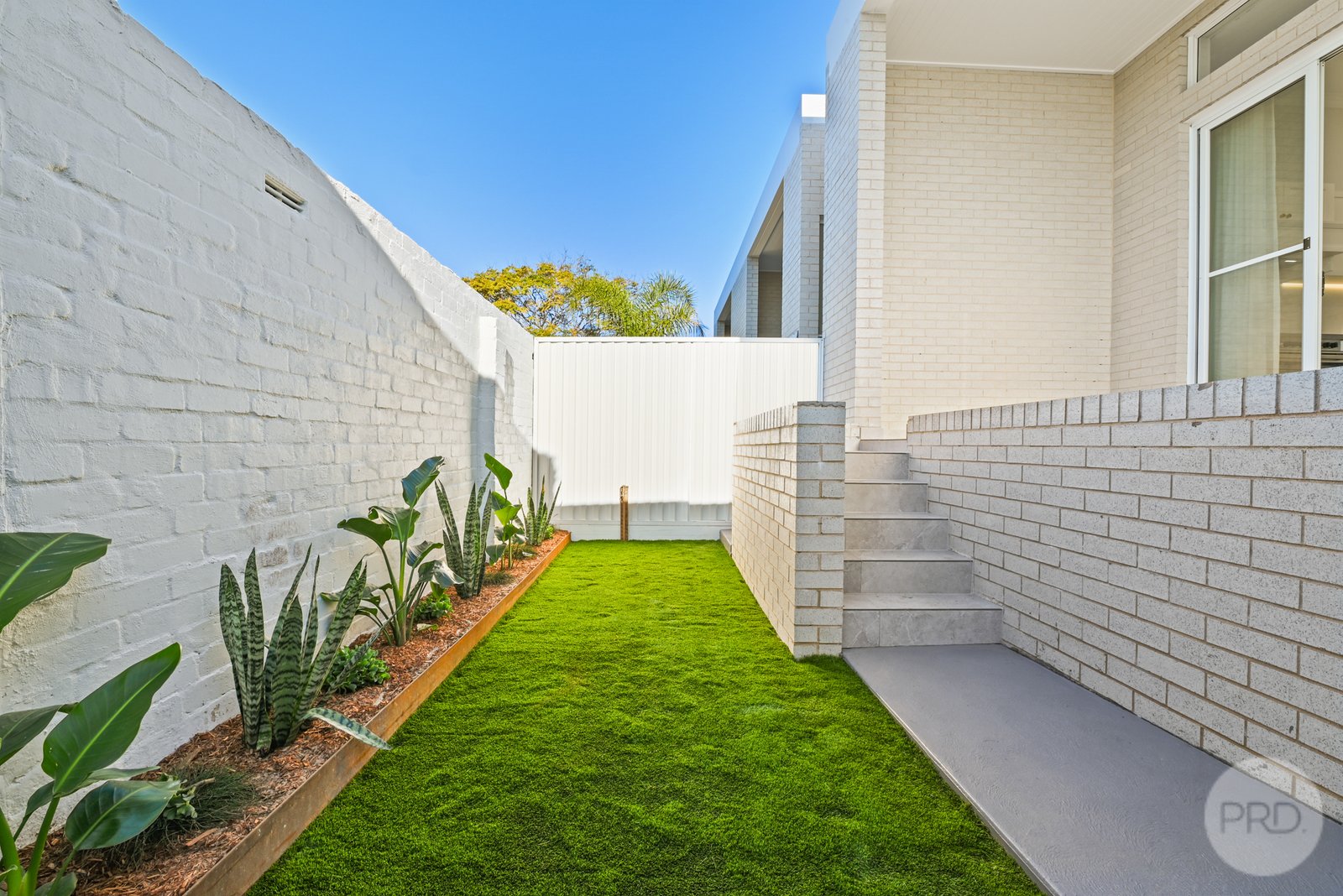 32 Carruthers Street PENSHURST 8