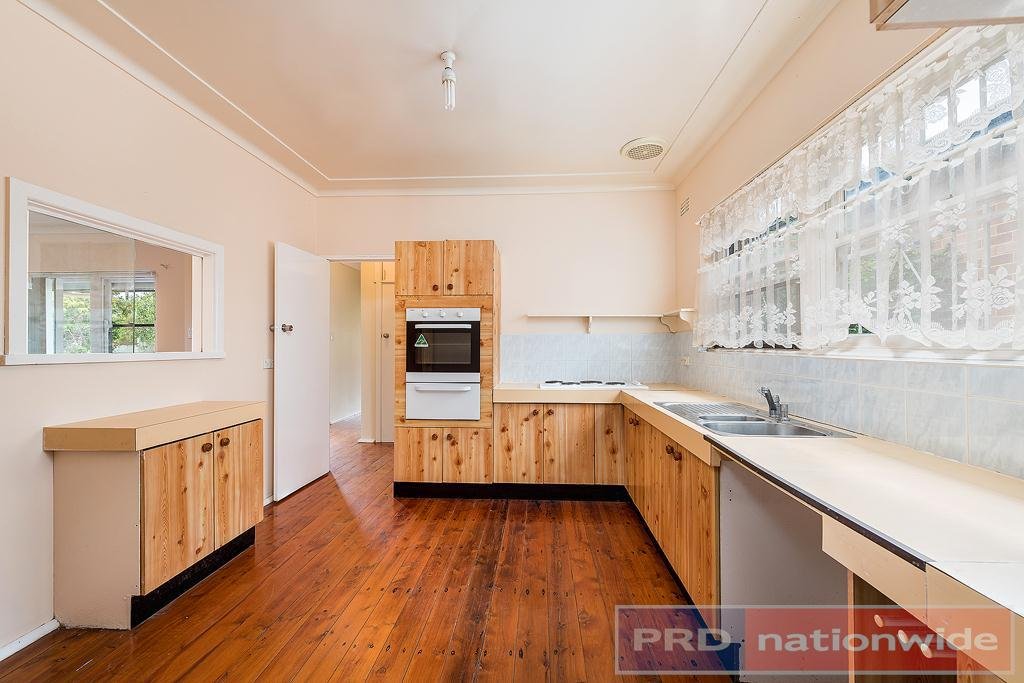 32 Carson Street PANANIA 3