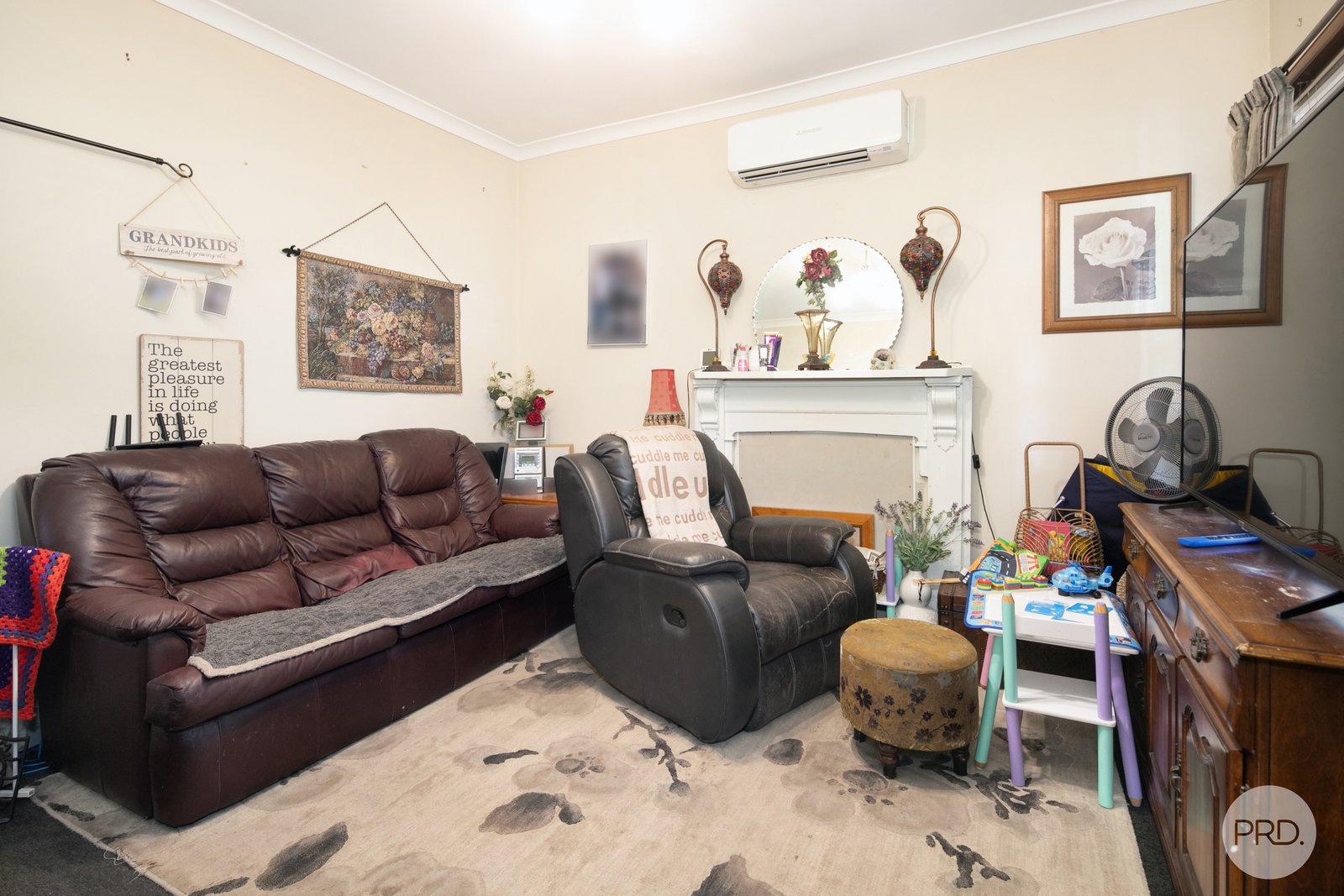 32 Chamberlain Street EUREKA 5