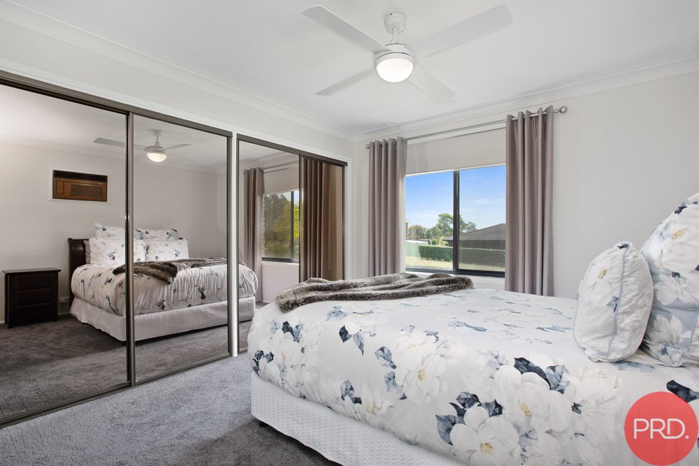 32 Chidley Crescent METFORD 16