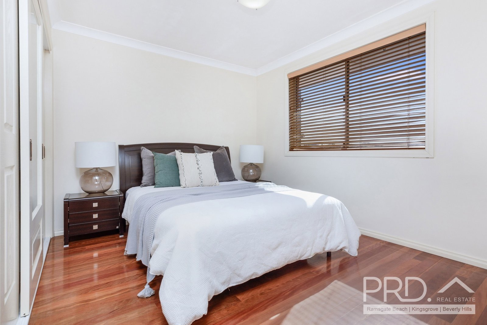 32 Chisholm Avenue CLEMTON PARK 11