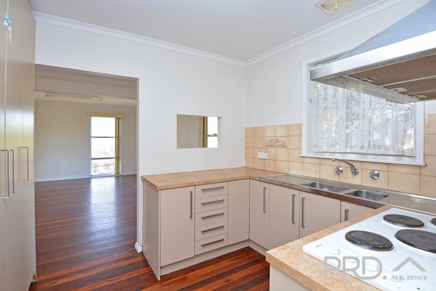 32 Christie Parade MILDURA 8