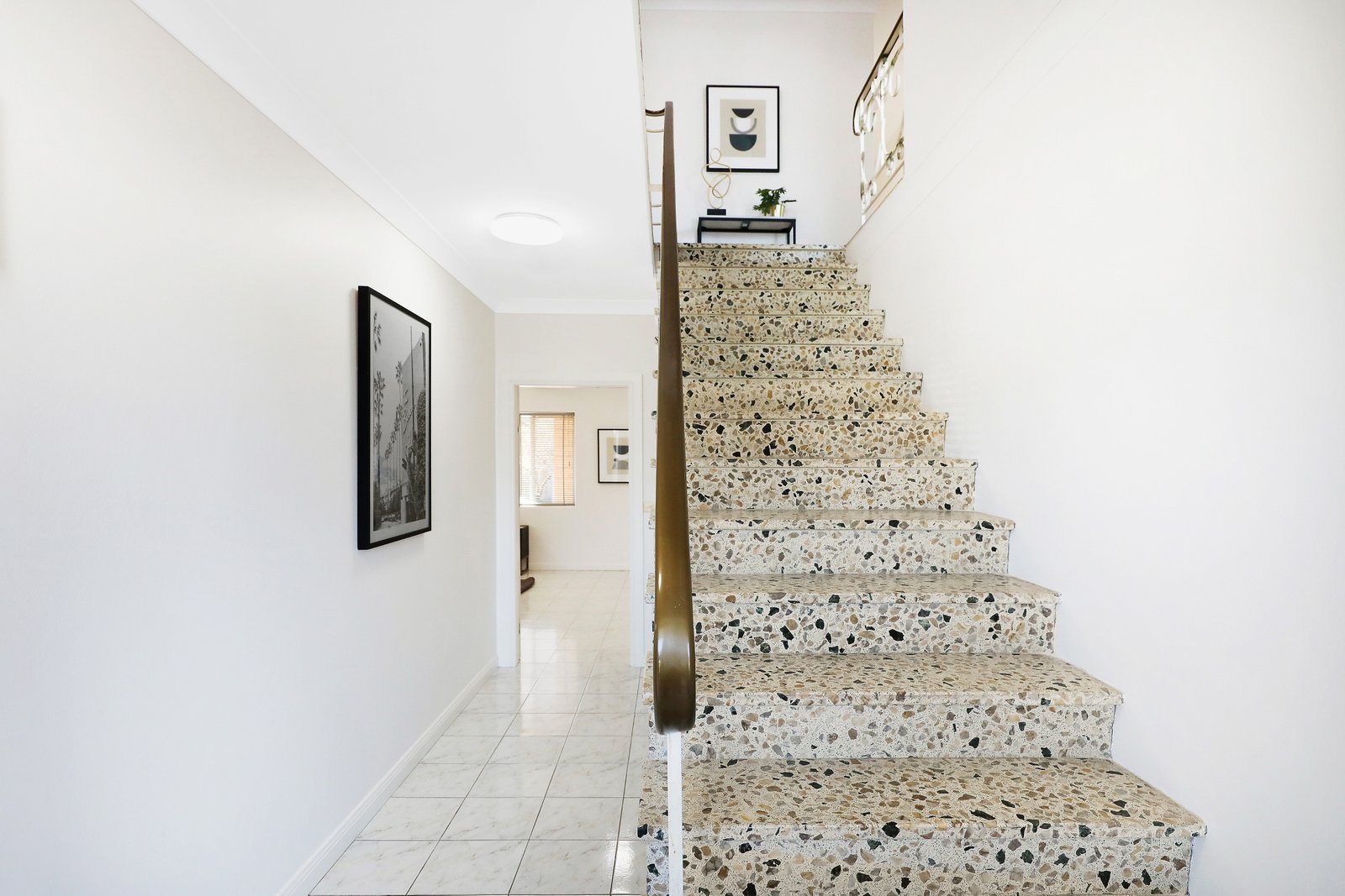 32 Chuter Avenue MONTEREY 11