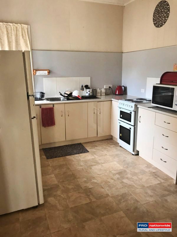 32 Clara Street TUMBARUMBA 4