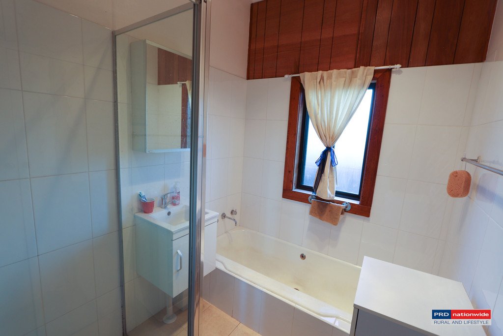 32 Clara Street TUMBARUMBA 5