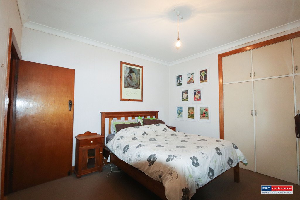 32 Clara Street TUMBARUMBA 7