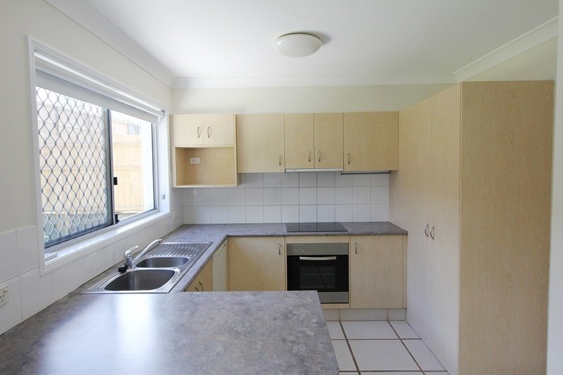 32 Clear River Boulevard ASHMORE 4