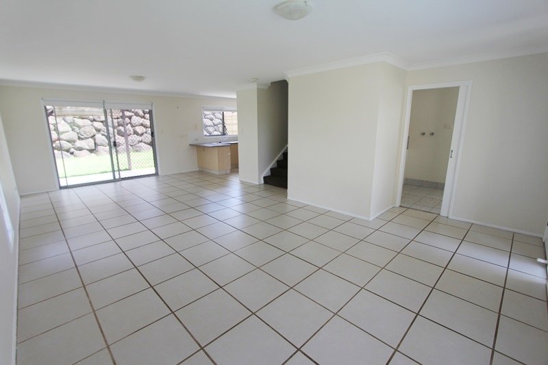 32 Clear River Boulevard ASHMORE 5