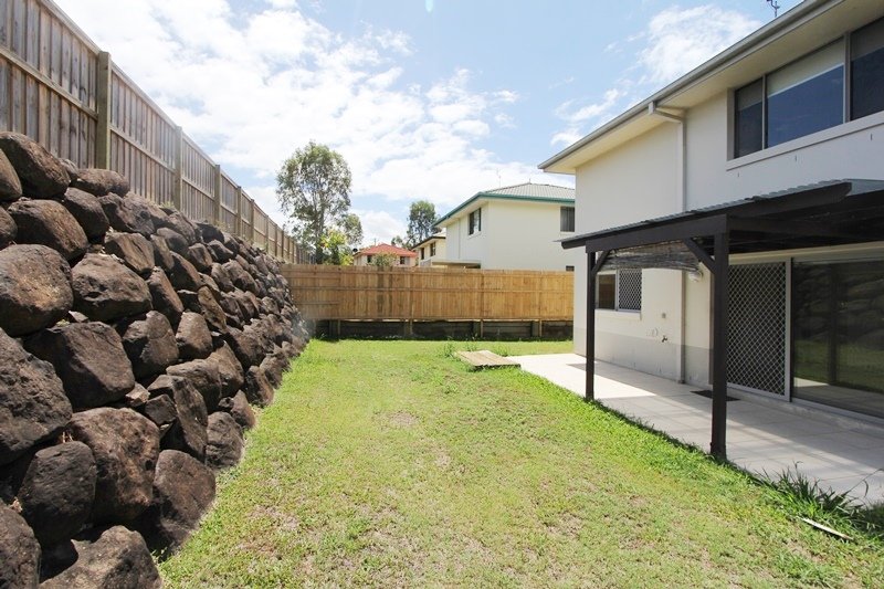 32 Clear River Boulevard ASHMORE 10