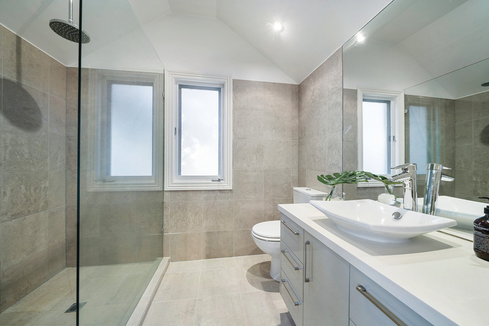 32 Closeburn Avenue, Prahran, VIC