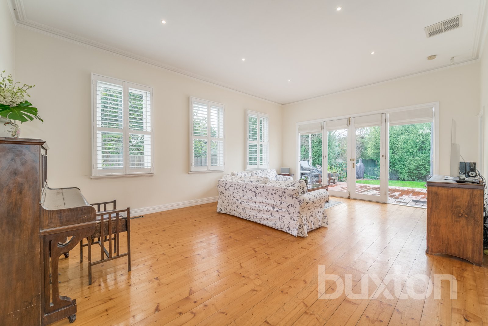 Gallery: 32 Clyde Street