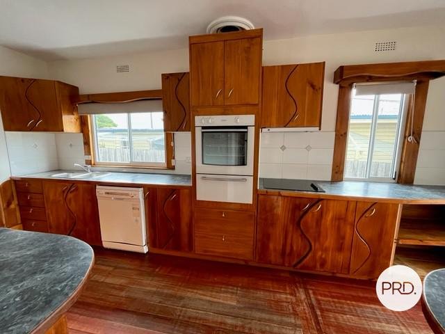 32 Clydesdale Street GLENORCHY 4