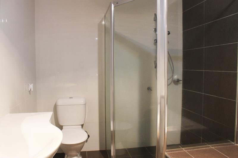 3/2 Cochrane Street KOORINGAL 6