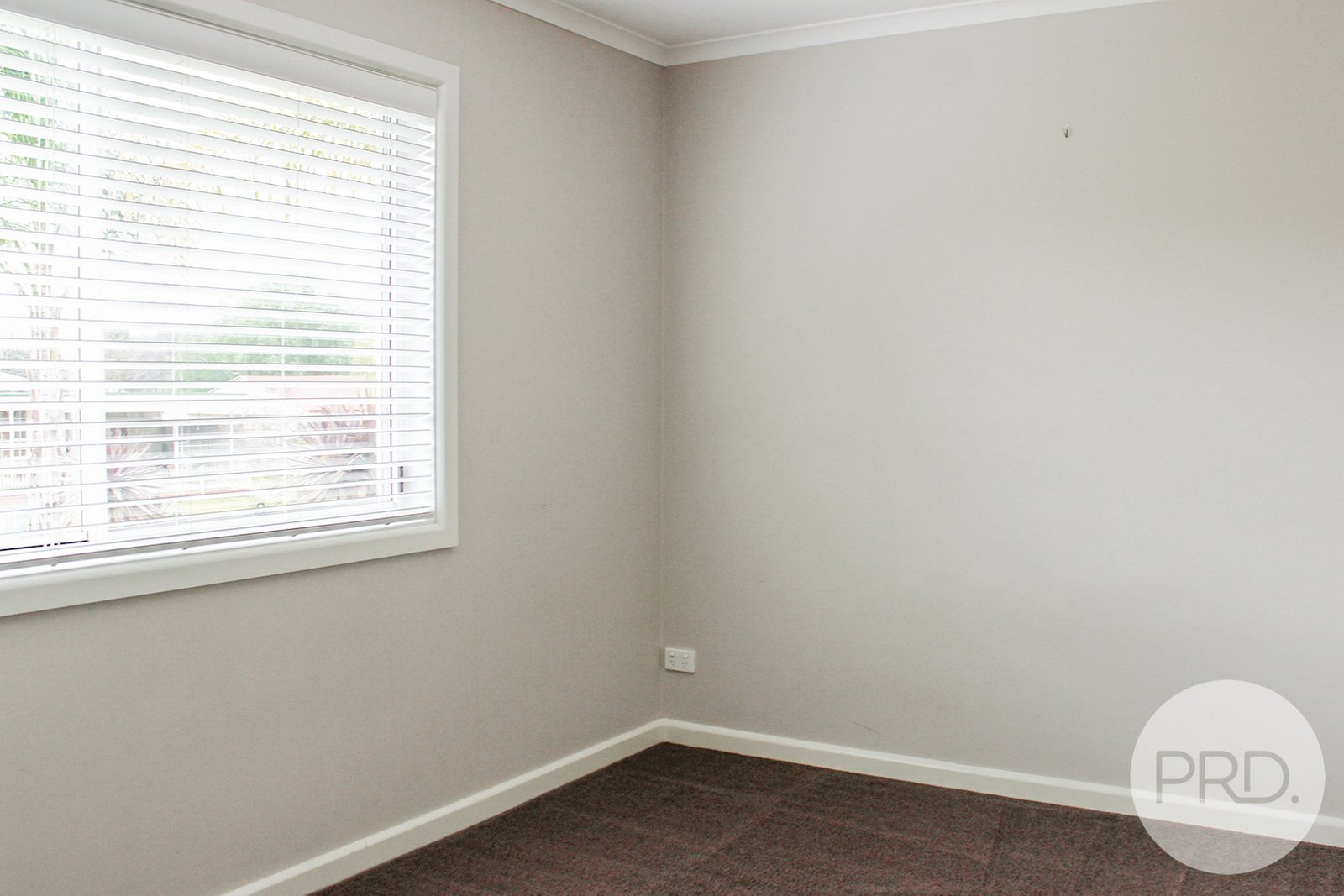 3/2 Cochrane Street KOORINGAL 7