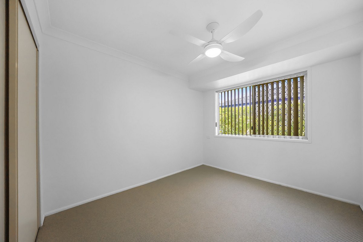 32 Coronet Crescent Burleigh Waters 10
