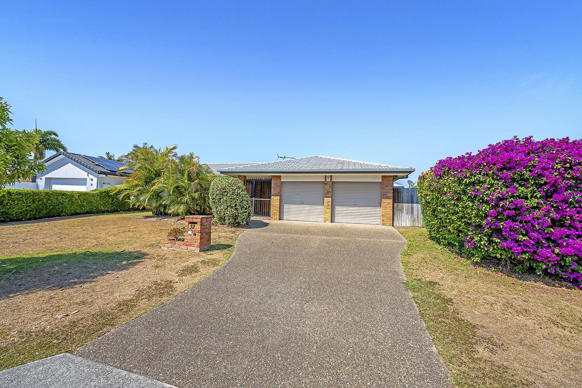 32 Coronet Crescent Burleigh Waters 15