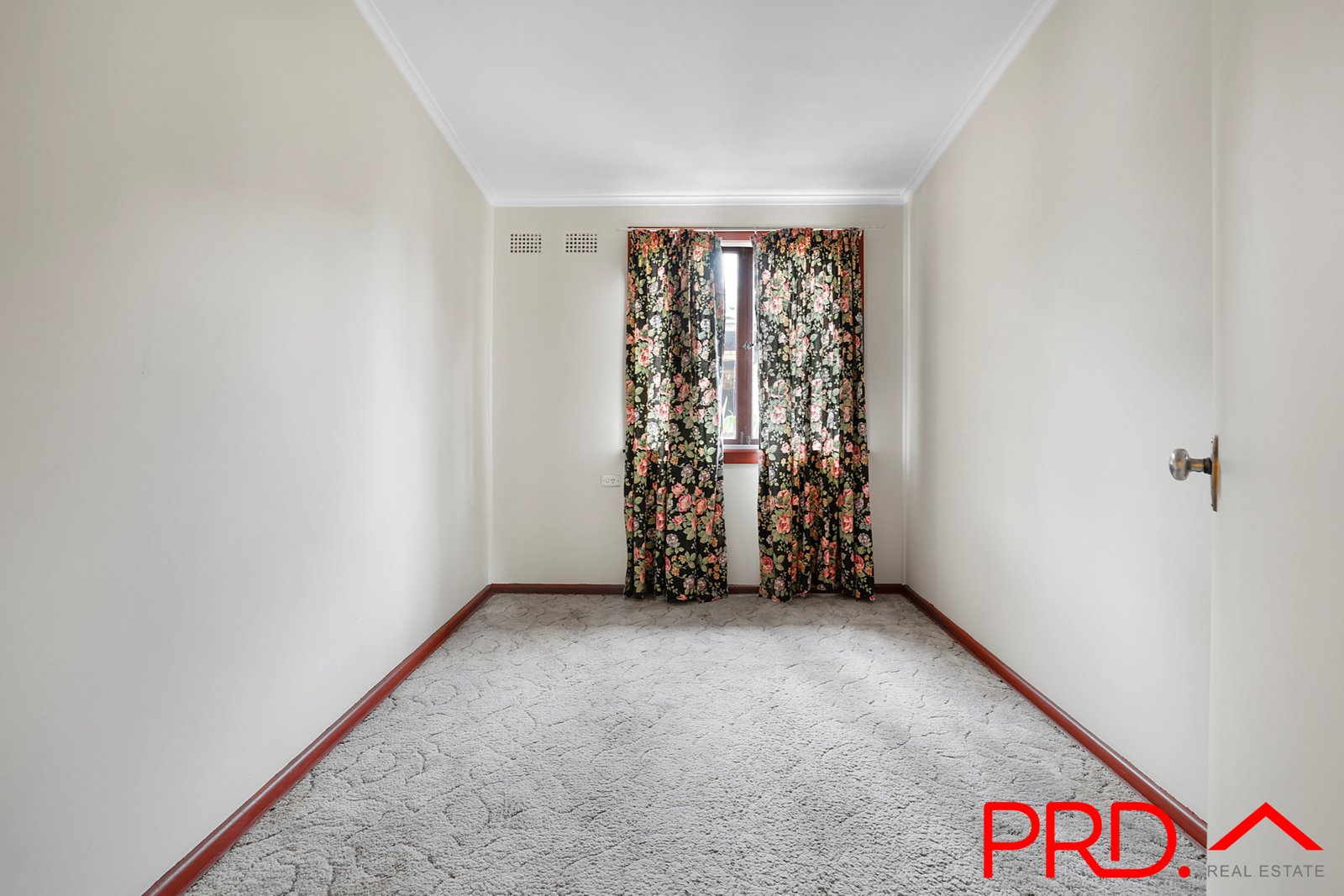 32 Cossa Street TAMWORTH 5