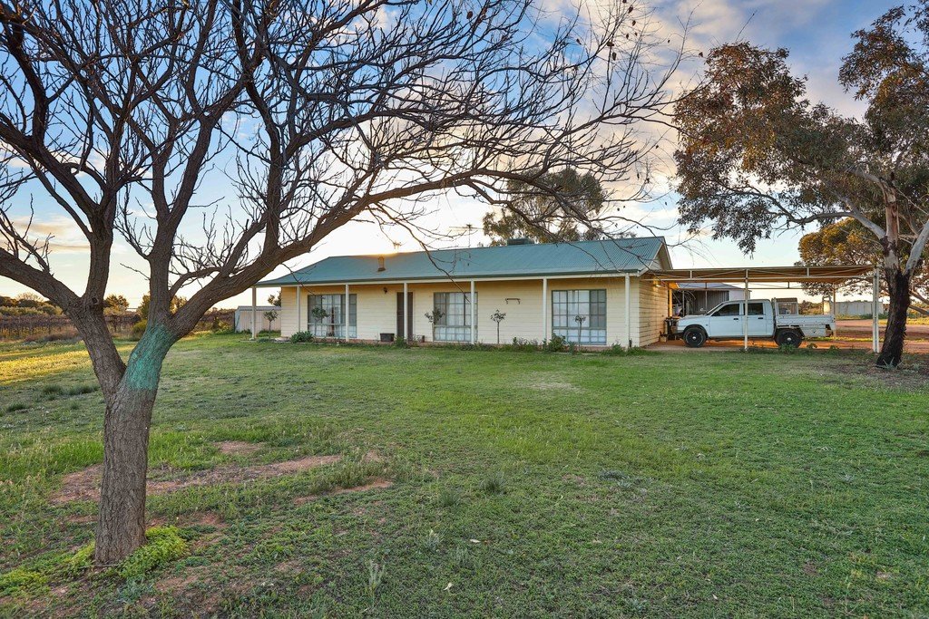 32 Cowanna Avenue YELTA 7