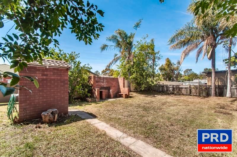 32 Craig Cr  DAPTO 6