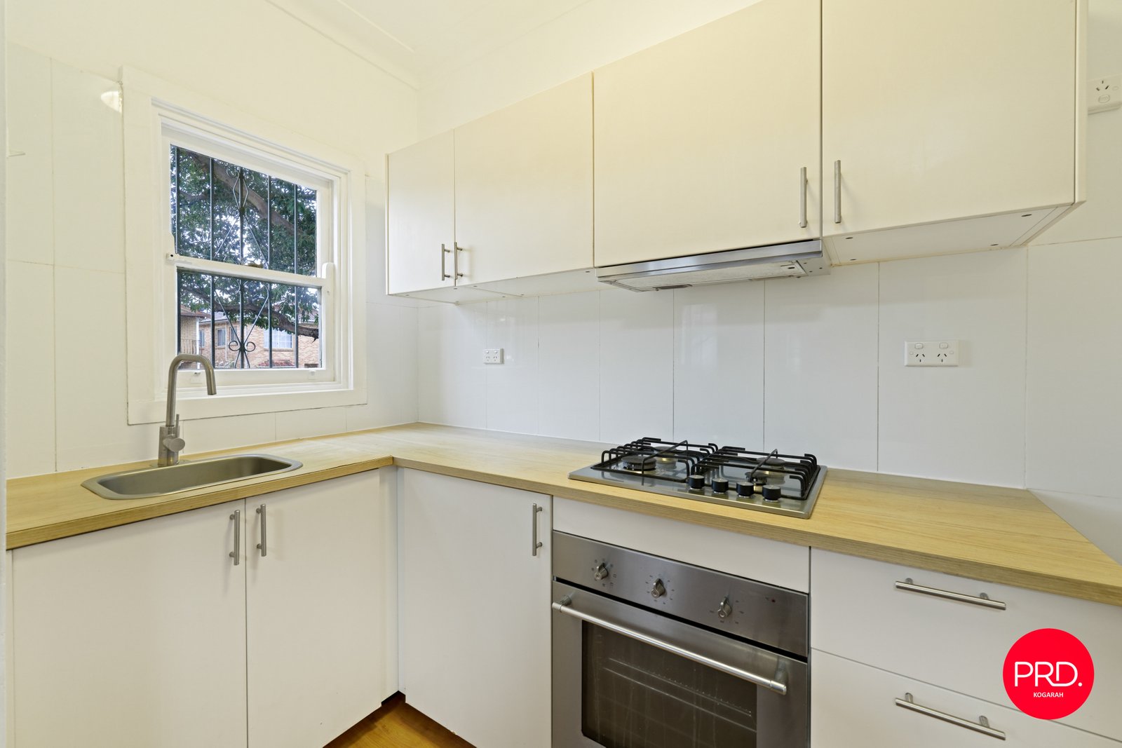 32 Cross Street KOGARAH 13