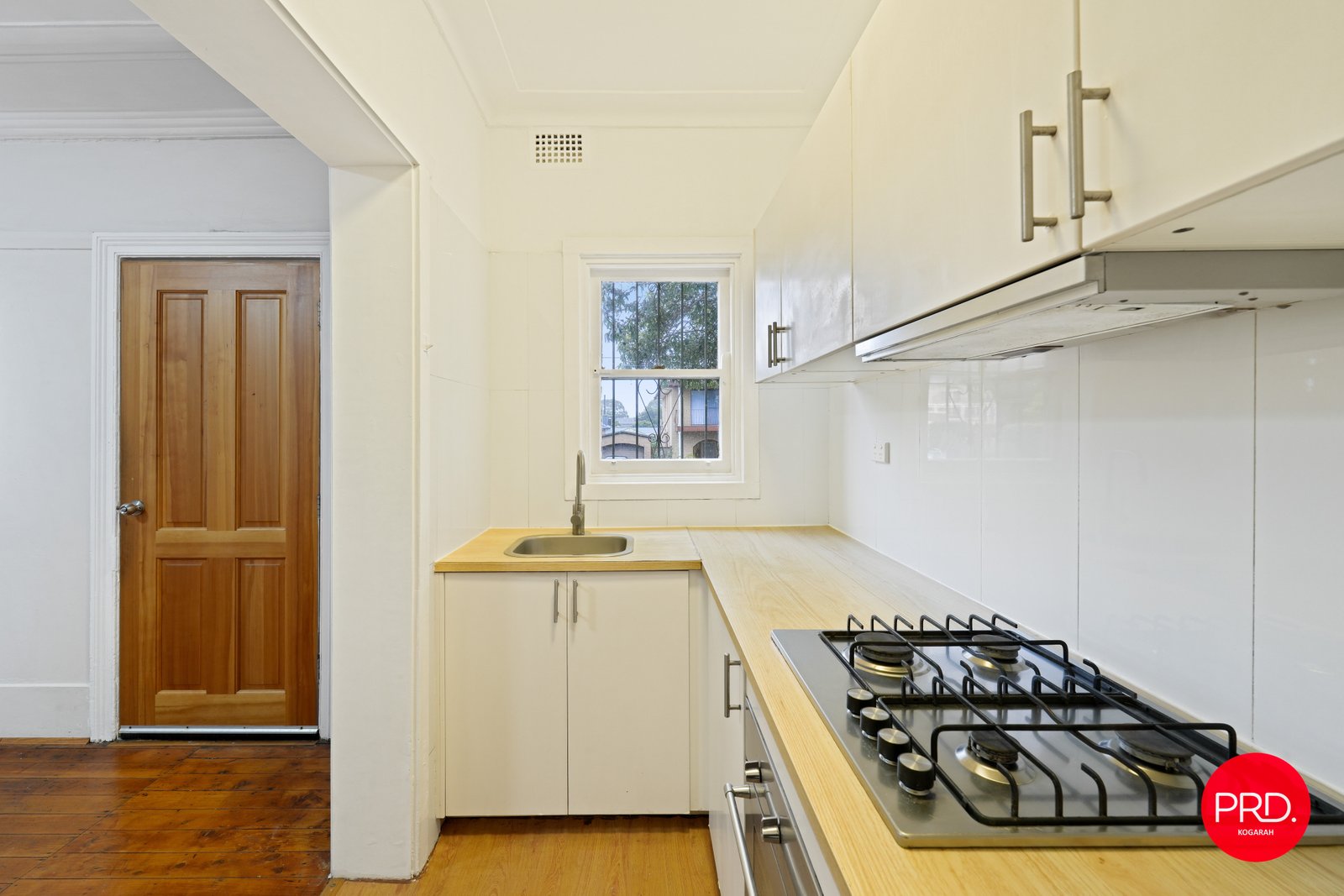 32 Cross Street KOGARAH 20