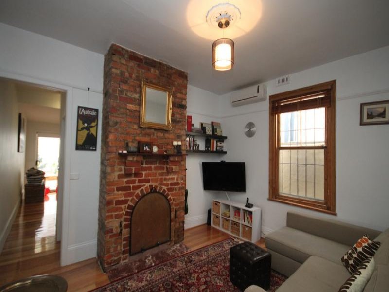 Gallery: 32 Cruikshank Street