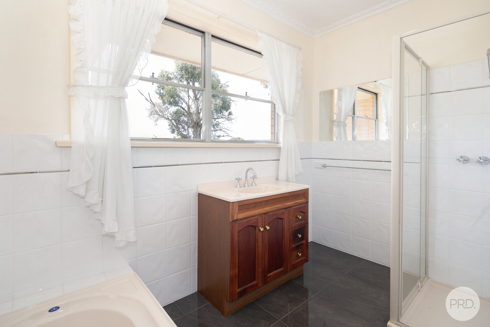 32 Cummins Road MOUNT ROWAN 7