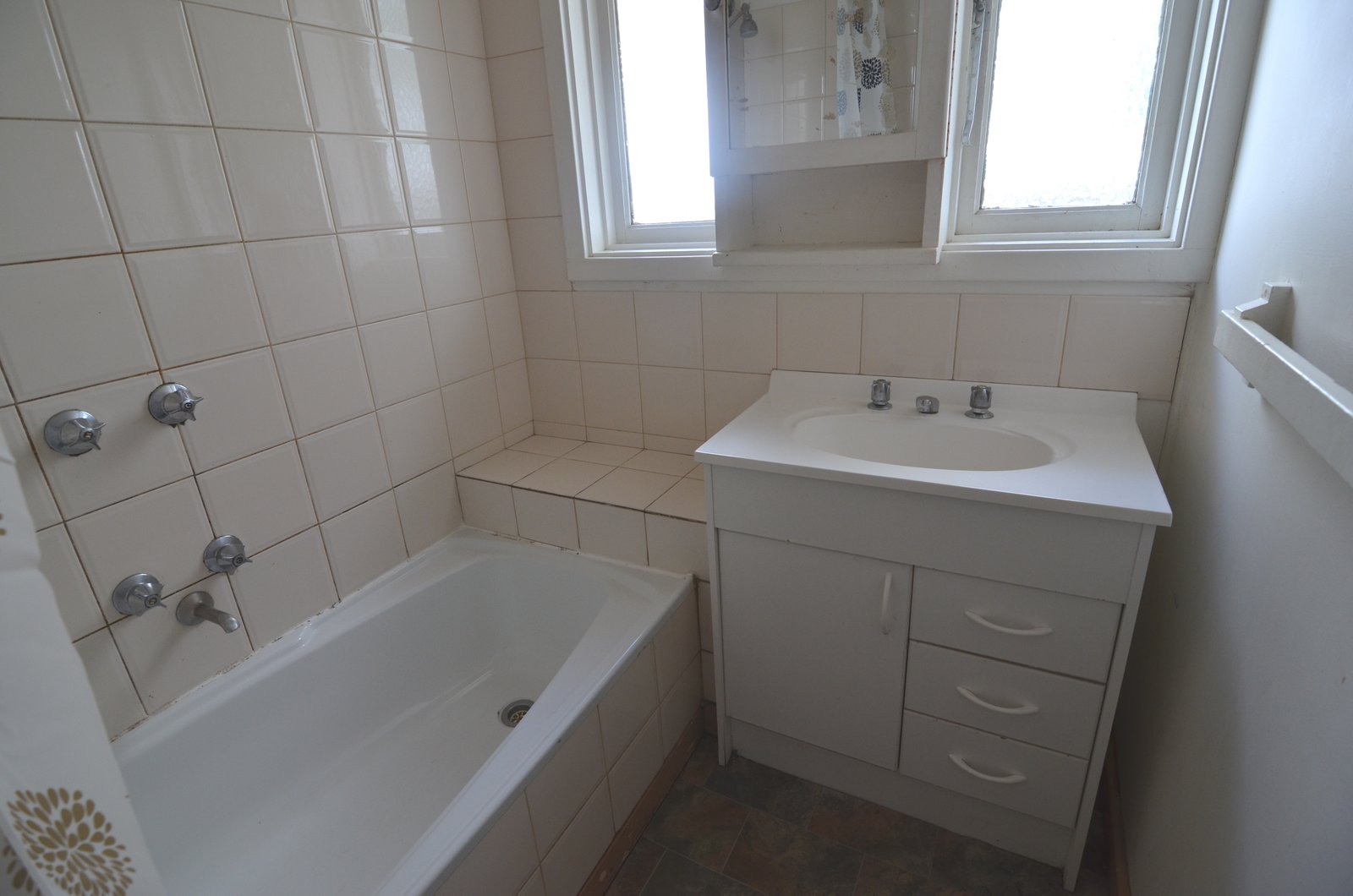 Gallery: 32 Curlew Crescent