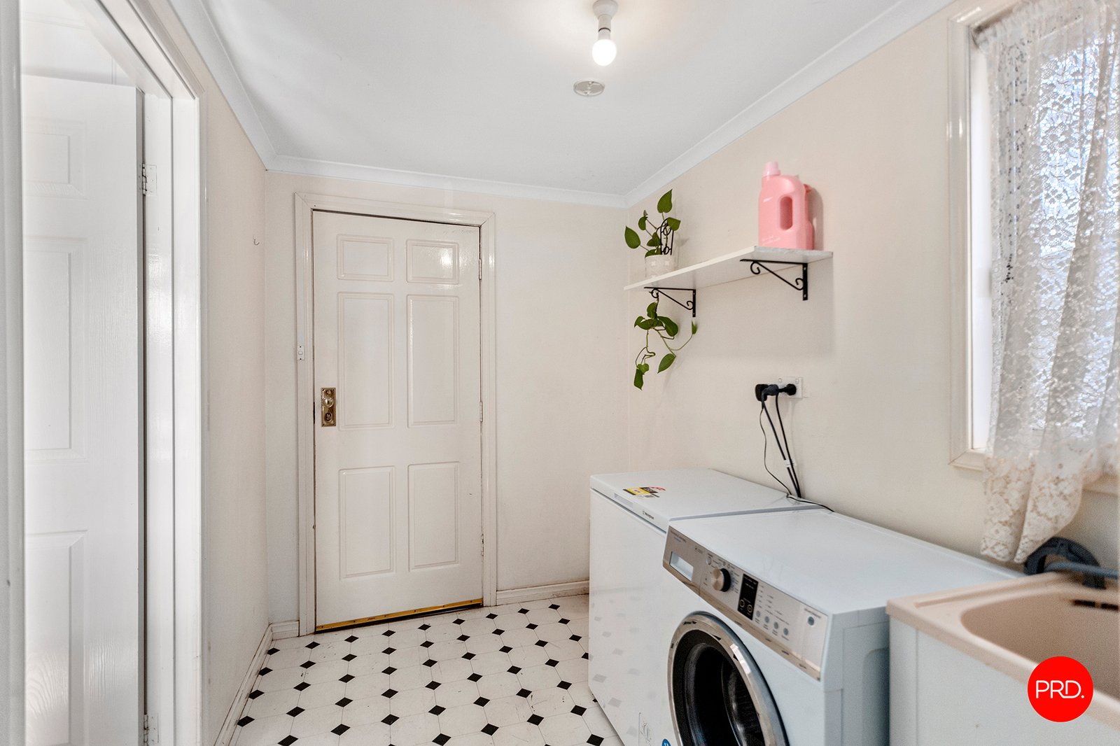 32 Curnow Street GOLDEN SQUARE 15