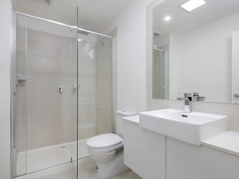 Real Estate and Property in 3/2 Cyril Street, Box Hill South, VIC