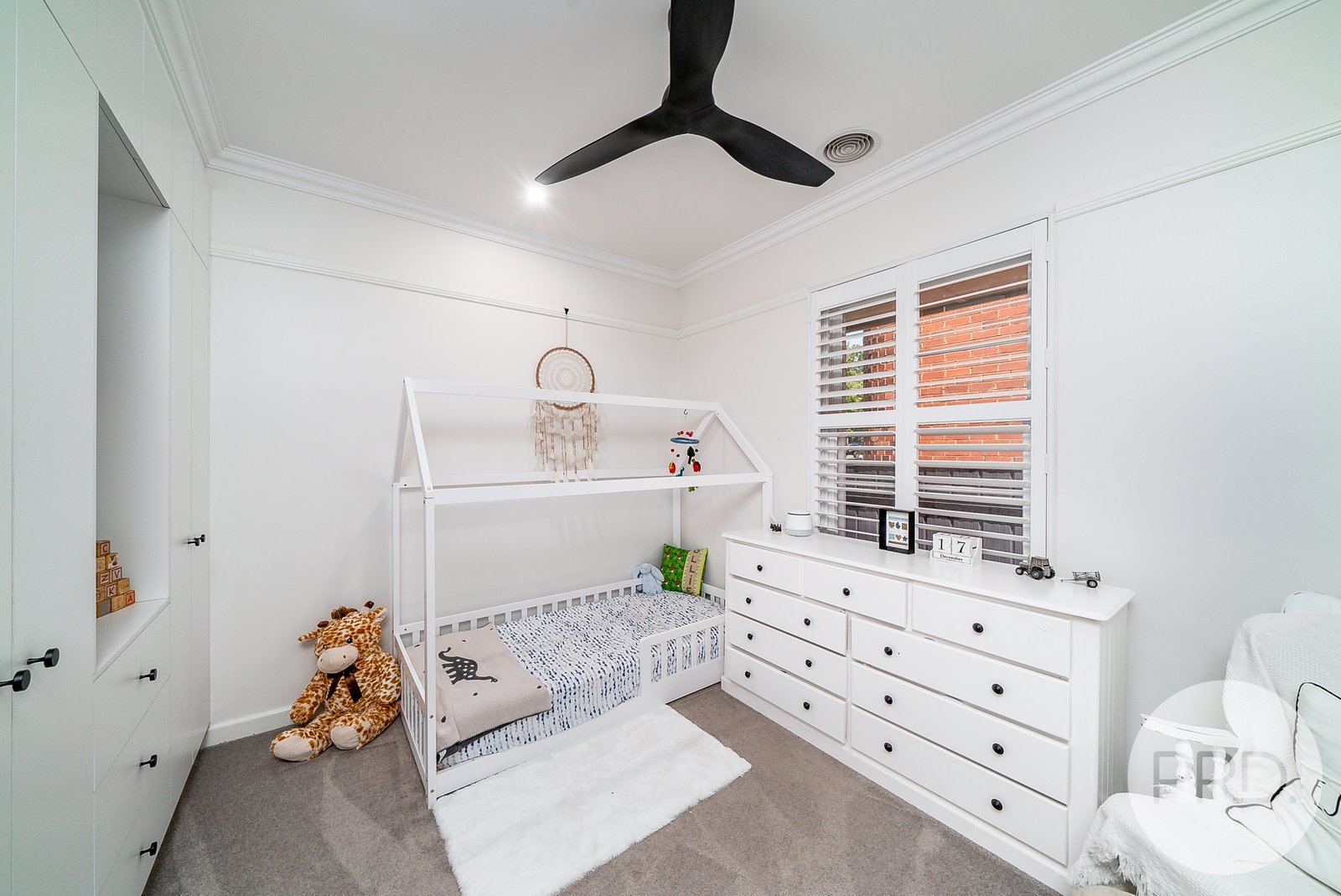 32 Dalton Street TURVEY PARK 9