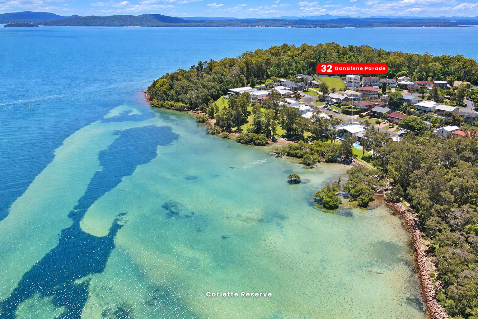 32 Danalene Parade CORLETTE 11